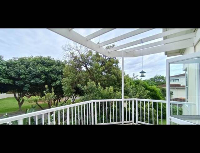 2 BEDROOM TOWNHOUSE FOR SALE IN LA LUCIA